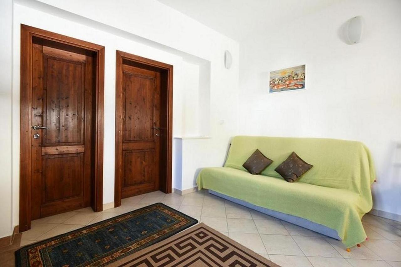 Apartments With A Parking Space Murter - 5100 Экстерьер фото